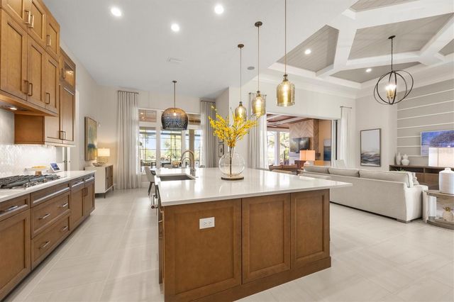 8465 PAVIA WAY, Lakewood Ranch, FL 34202