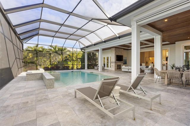 8465 PAVIA WAY, Lakewood Ranch, FL 34202