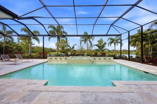 8465 PAVIA WAY, Lakewood Ranch, FL 34202