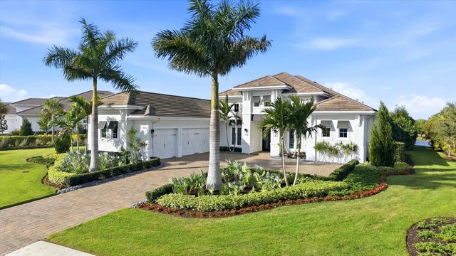 8465 PAVIA WAY, Lakewood Ranch, FL 34202