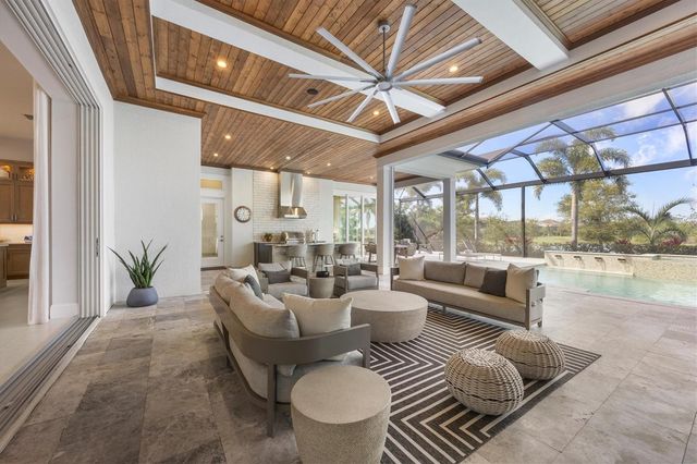 8465 PAVIA WAY, Lakewood Ranch, FL 34202