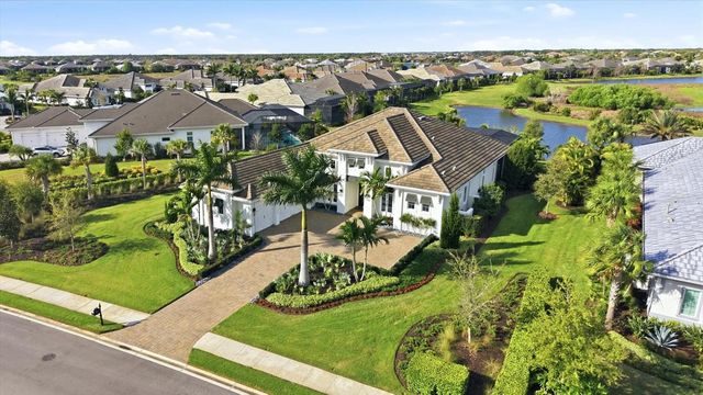 8465 PAVIA WAY, Lakewood Ranch, FL 34202