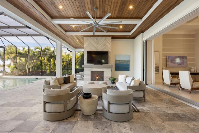 8465 PAVIA WAY, Lakewood Ranch, FL 34202