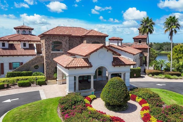 8465 PAVIA WAY, Lakewood Ranch, FL 34202