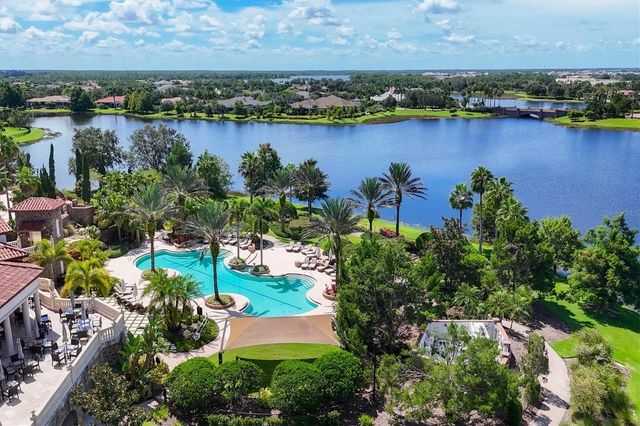 8465 PAVIA WAY, Lakewood Ranch, FL 34202