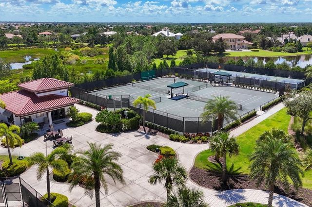 8465 PAVIA WAY, Lakewood Ranch, FL 34202