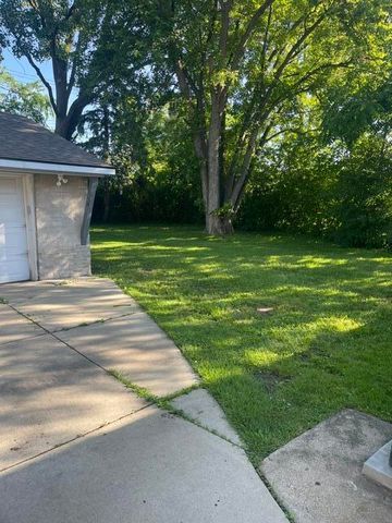 8375 Hillcrest Boulevard, Westland, MI 48185