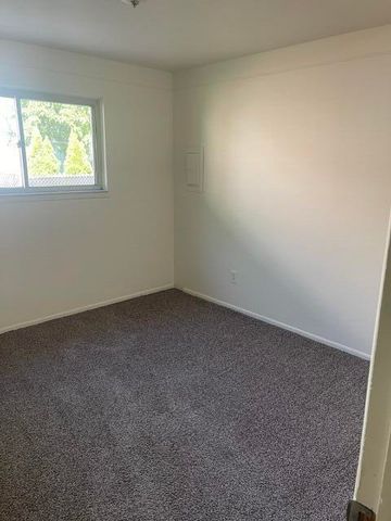 8375 Hillcrest Boulevard, Westland, MI 48185