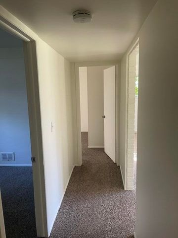 8375 Hillcrest Boulevard, Westland, MI 48185