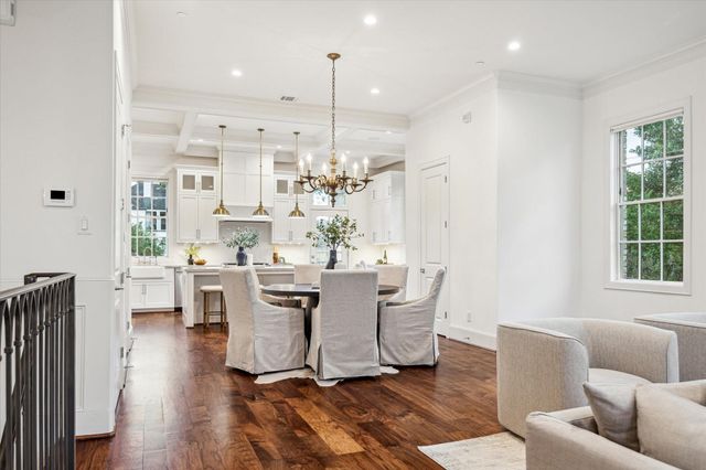 220 Morningside Park Street, Houston, TX 77024