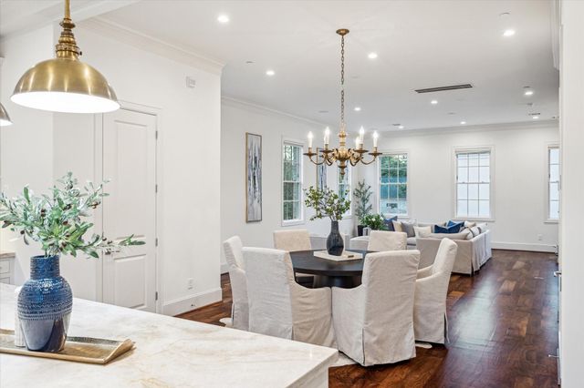 220 Morningside Park Street, Houston, TX 77024