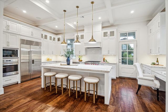 220 Morningside Park Street, Houston, TX 77024