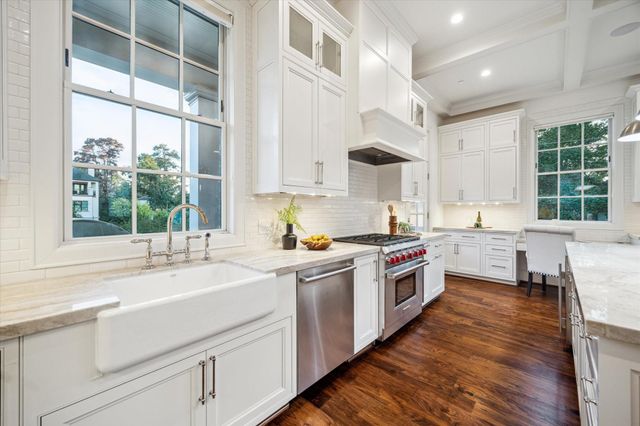 220 Morningside Park Street, Houston, TX 77024