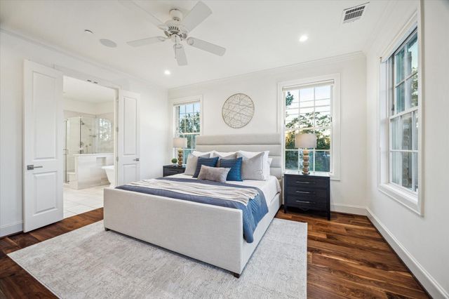 220 Morningside Park Street, Houston, TX 77024