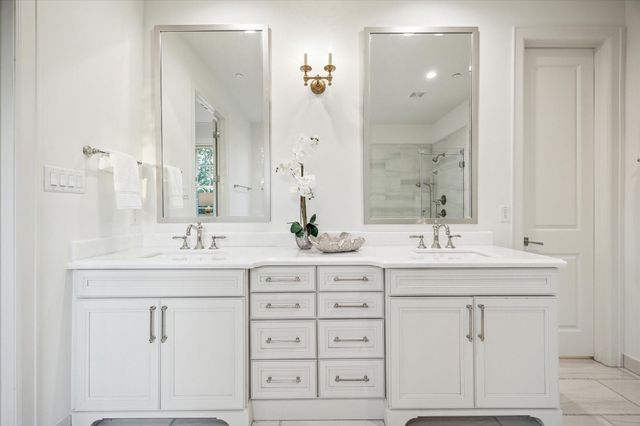 220 Morningside Park Street, Houston, TX 77024