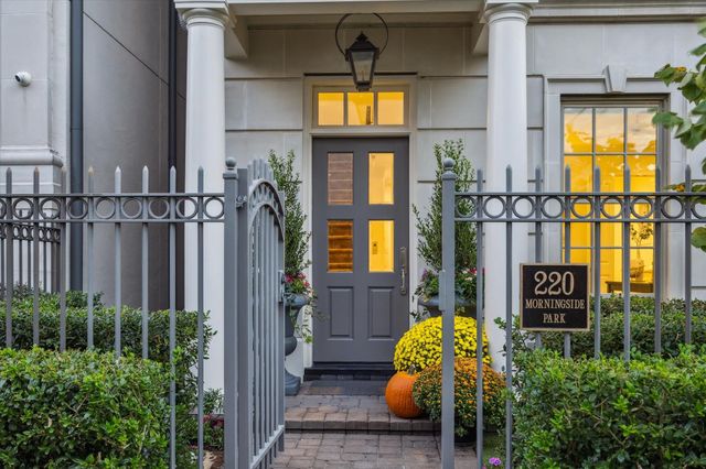 220 Morningside Park Street, Houston, TX 77024