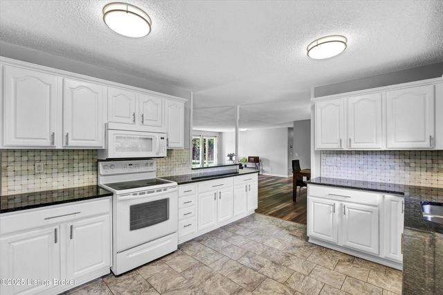 4612 Glenarm Rd, Crestwood, KY 40014