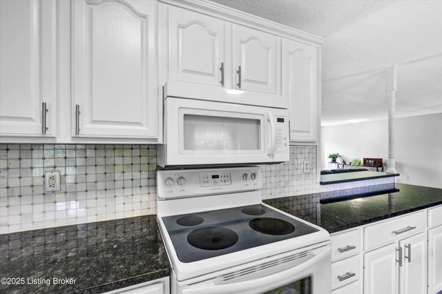 4612 Glenarm Rd, Crestwood, KY 40014