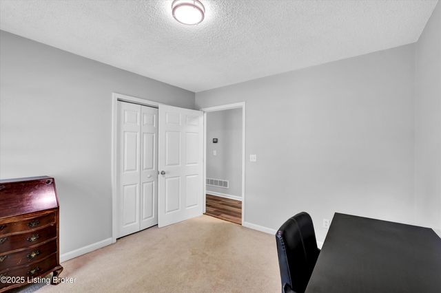 4612 Glenarm Rd, Crestwood, KY 40014
