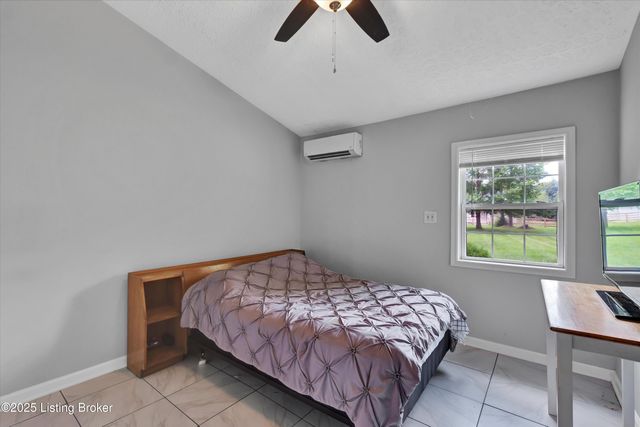 4612 Glenarm Rd, Crestwood, KY 40014