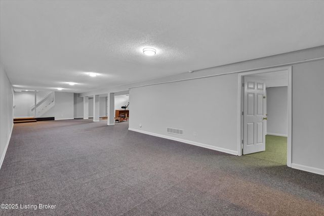 4612 Glenarm Rd, Crestwood, KY 40014