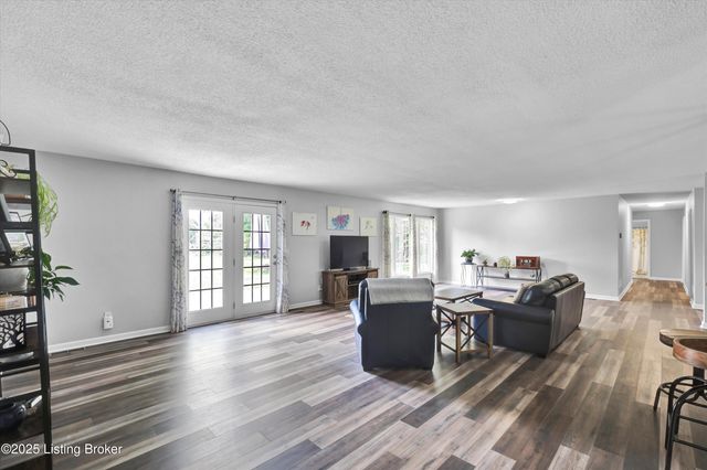 4612 Glenarm Rd, Crestwood, KY 40014