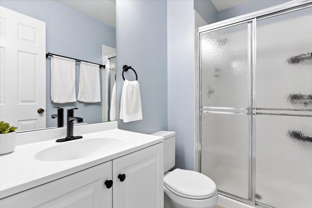 1606 Stratford Court C2, Wheeling, IL 60090