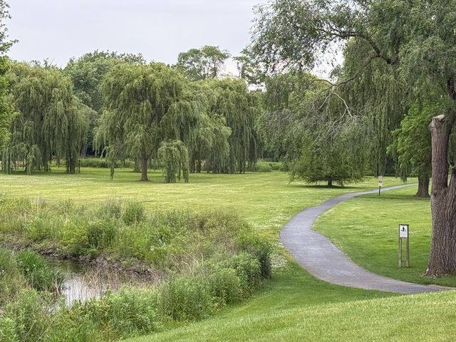 1606 Stratford Court C2, Wheeling, IL 60090