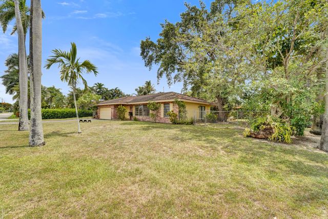 3530 NE 25th Terrace, Fort Lauderdale, FL 33308
