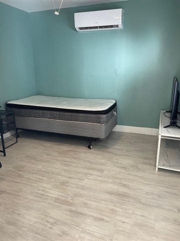 8210 N KLONDYKE STREET 2, Tampa, FL 33604