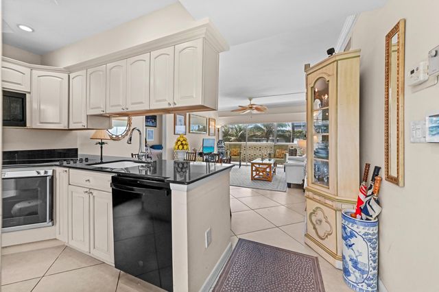 2545 S Ocean Boulevard 4070, Palm Beach, FL 33480