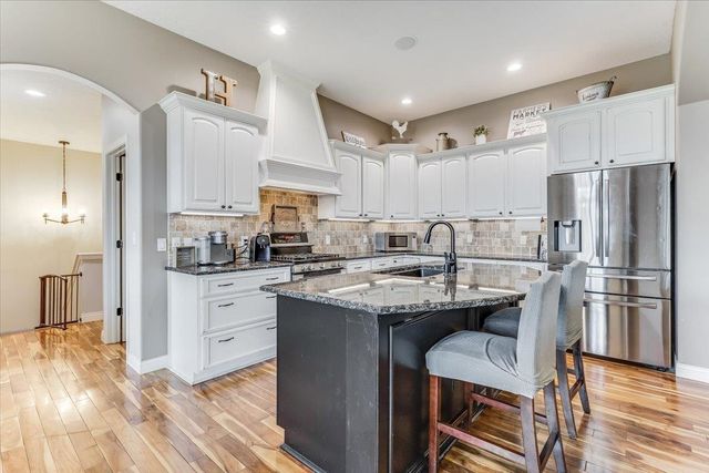 1809 E Elk Ridge Ave, Goddard, KS 67052