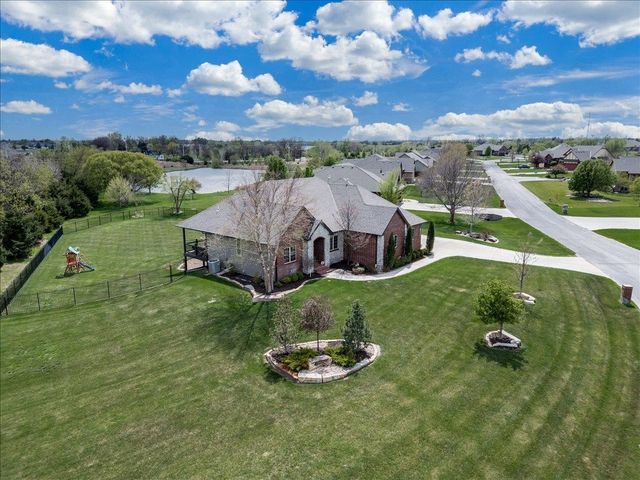 1809 E Elk Ridge Ave, Goddard, KS 67052