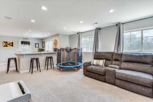 1809 E Elk Ridge Ave, Goddard, KS 67052