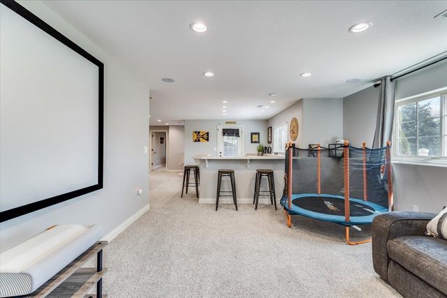 1809 E Elk Ridge Ave, Goddard, KS 67052
