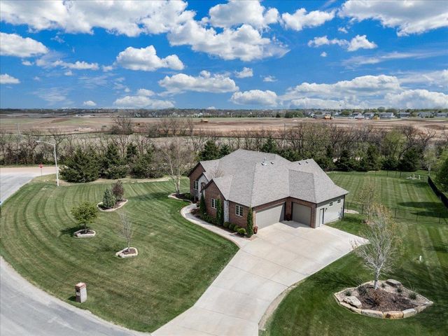 1809 E Elk Ridge Ave, Goddard, KS 67052