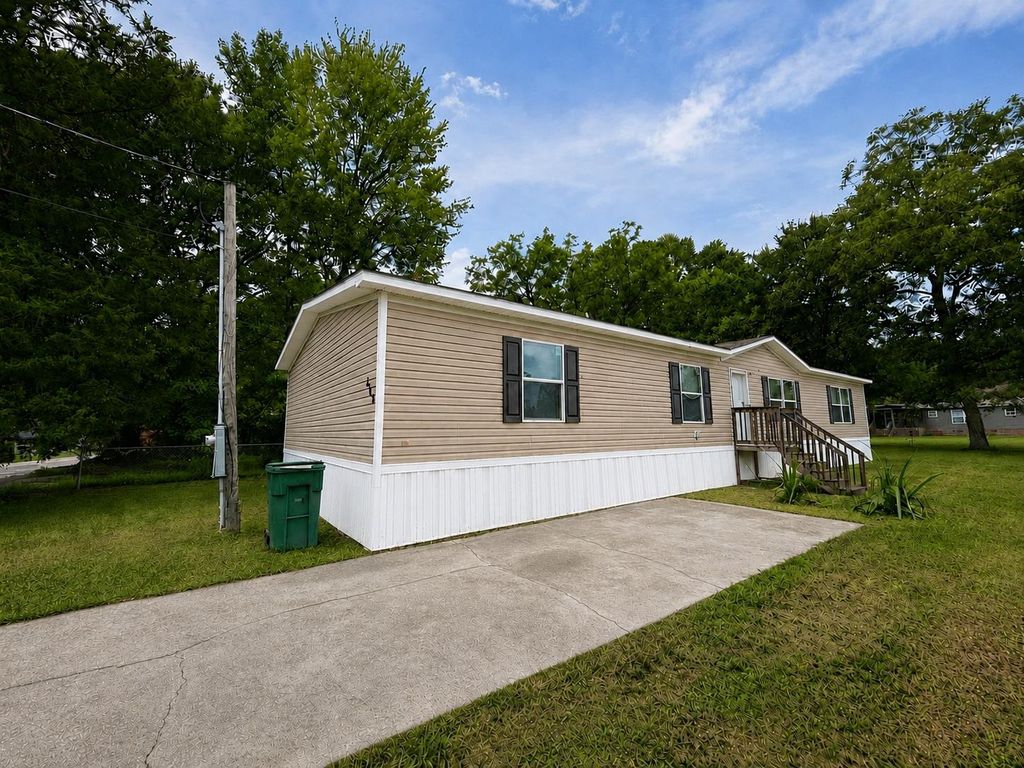 453 Gilchrist Rd., Marion, SC 29571 — photo 2