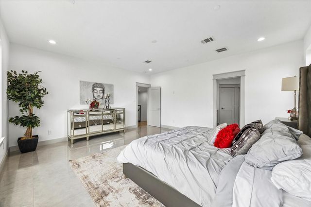 1603 Utah Street, Houston, TX 77007