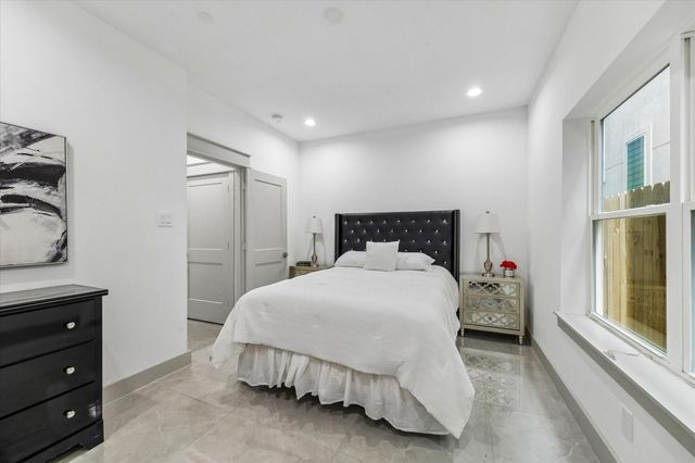 1603 Utah Street, Houston, TX 77007