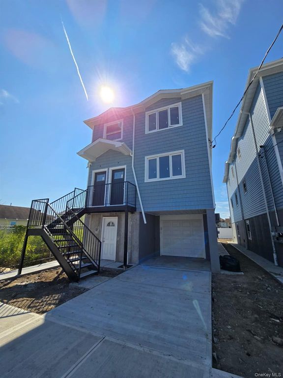 449 Beach 45 Street, Far Rockaway, NY 11691