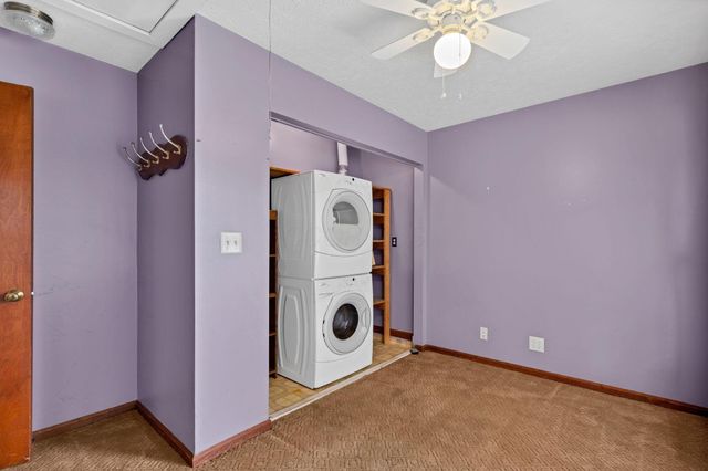 3840 Pleasant Chapel Road SE, Heath, OH 43056