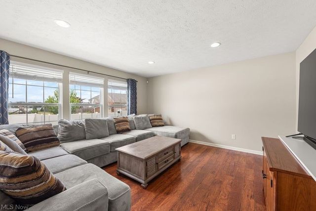 37529 Tail Feather Drive, North Ridgeville, OH 44039