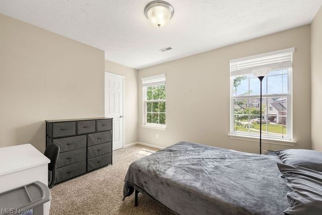 37529 Tail Feather Drive, North Ridgeville, OH 44039