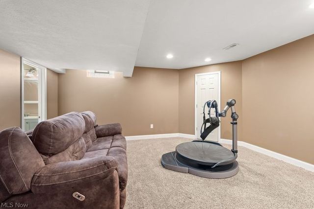 37529 Tail Feather Drive, North Ridgeville, OH 44039