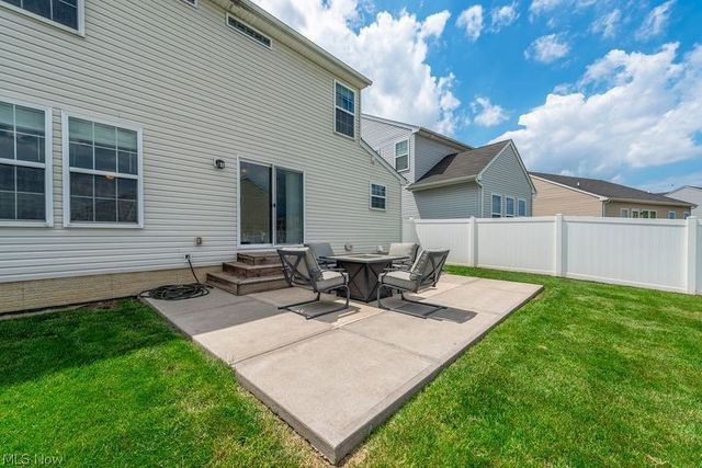 37529 Tail Feather Drive, North Ridgeville, OH 44039