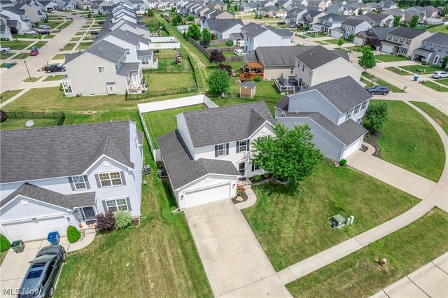 37529 Tail Feather Drive, North Ridgeville, OH 44039