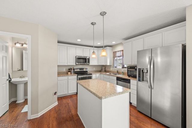 37529 Tail Feather Drive, North Ridgeville, OH 44039