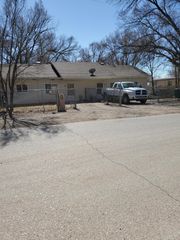 1428 S Saunders Road SW B, Albuquerque, NM 87105