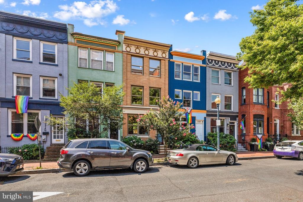 1318 WALLACH PL NW, Washington, DC 20009