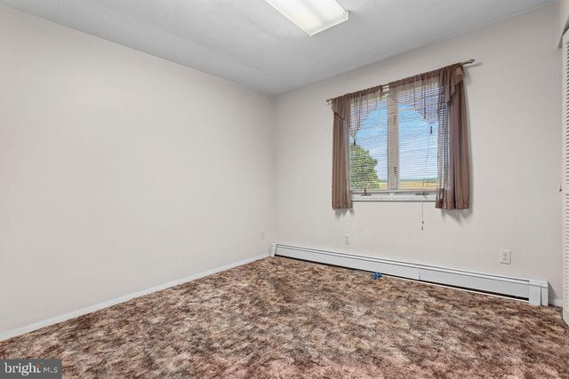 1480 DELTA RD, Red Lion, PA 17356